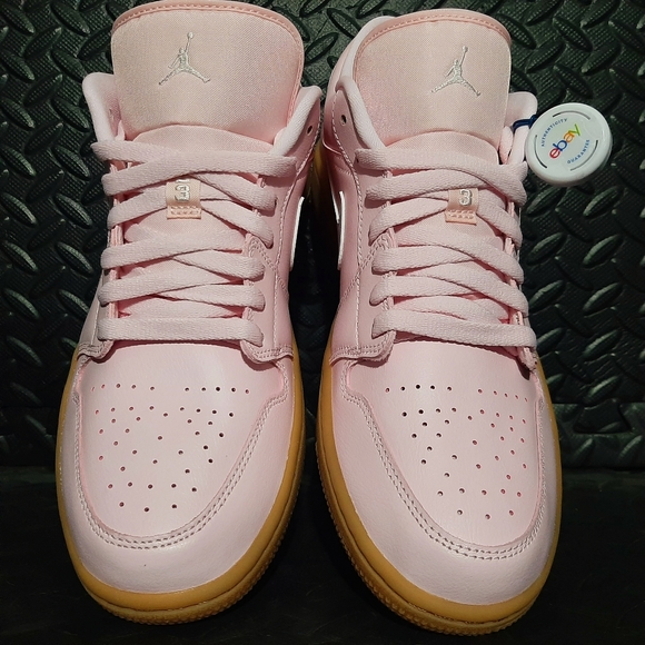 Nike Wmns Air Jordan 1 Low AJ1 Arctic Pink Gum Womens DC0774-601 size 12 - Picture 3 of 6
